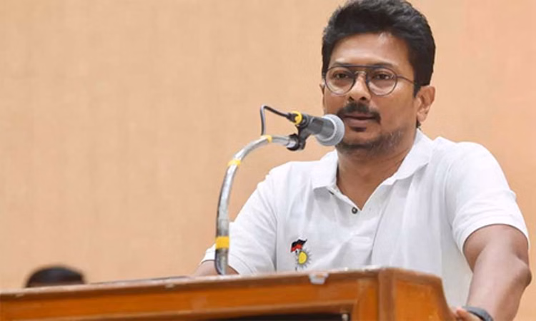 “மறுபடியும் காவி பெயிண்ட்டா?” மியூட்-ல முதல்வர் இருக்காருங்கிற தைரியம்!  தட்டிக்கேட்காதது ஏன்? உதயநிதி ஸ்டாலின் எழுப்பிய ஆக்ரோஷ கேள்வி..!!