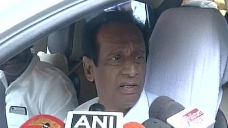 BREAKING: அதிமுகவிலிருந்து விலகுவதாக முன்னாள் அமைச்சர் செம்மலை அதிரடி அறிவிப்பு..! கட்சிக்குள் நடக்கும் சம்பவங்களால் வேதனை என உருக்கம்.!!