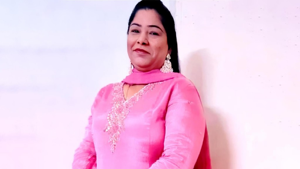 உன் பொண்டாட்டி என் புருஷன் கூட இருக்கிறா..! இந்த மெசேஜை நீயே பாரு… பொங்கி எழுந்த பெண்.. சுத்தியலை கையில் எடுத்த கணவன்… அடுத்து நடந்த பயங்கரம்..!!
