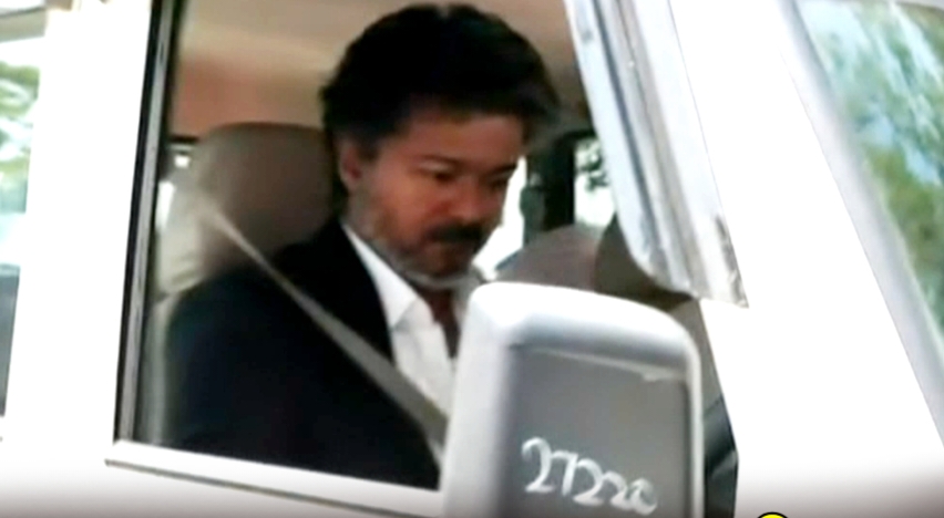 CM கலக்குறாரு பா..! “எளிமைனா எளிமை அப்படி ஒரு அருமை”… ஆம்புலன்ஸ் ஜீப் வாகனங்களை ஓட்டிப் பார்த்து வழங்கிய முதலமைச்சர் விஜய்… வைரலாகும் வீடியோ..!!