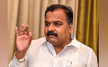 “உங்ககிட்ட இருந்தது வெறும் 59 சீட் தான்..!” விஜய்க்கு மக்கள் கொடுத்த 107 சீட்..!” – ஸ்டாலின் கதறலுக்கு மாணிக்கம் தாகூர் கொடுத்த மரண அடி.. தமிழ்நாட்டை உலுக்கும் புதிய அரசியல் புயல்..!!”