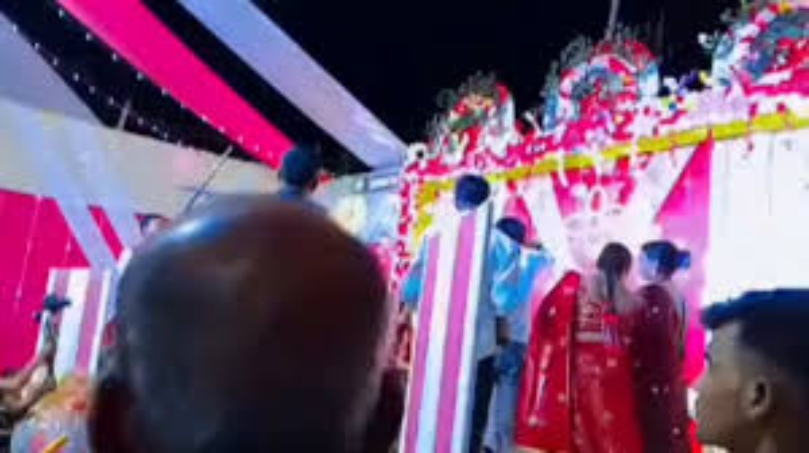 “ட்ரோன் செஞ்ச அட்டகாசம்.. கடுப்பான தாத்தா!”.. கல்யாண ட்ரோனை சுட்டுத் தள்ளிய பெரியவர்.. வைரல் மாஸ் வீடியோ..!!