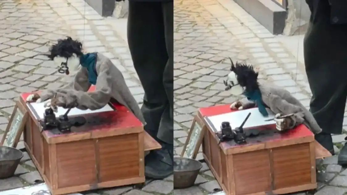 “அந்தப் பொம்மைக்கு நிஜமாவே உயிர் வந்துடுச்சா..?” – கையில் பேனா பிடித்து வரைந்த விசித்திரம்.. நவீன தொழில்நுட்பமே தோற்றுப்போகும் அசாத்திய கலை.. மெய்சிலிர்க்க வைத்த வீடியோ..!!”