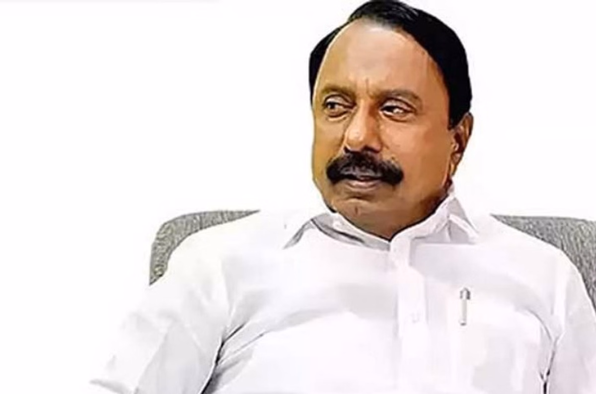 “விஜய் சார்கிட்ட நானே தான் கேட்டேன்..” இலாகா மாற்றம் குறித்து மனம் திறந்த அமைச்சர் செங்கோட்டையன்..!!!