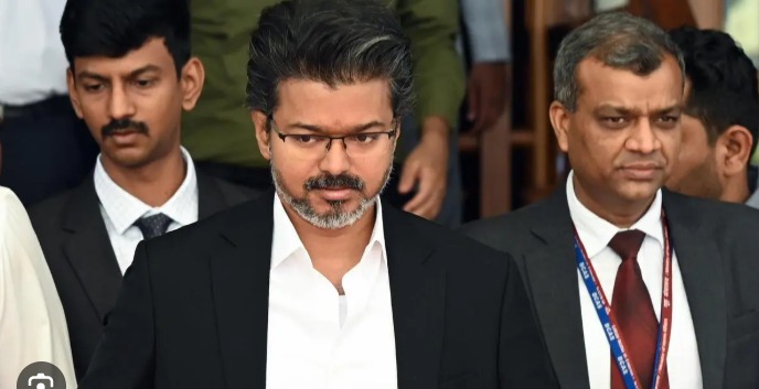 “உங்க 5 வருஷ ஆட்சி முடியும்போது தமிழ்நாட்டோட கடன் 20 லட்சம் கோடியா உயரத்தான் போகுது.. அதை எல்லாரும் பார்க்கத்தான் போறாங்க !” முன்னாள் நிதியமைச்சர் உடைத்த அதிர்ச்சி ரகசியம்..!!