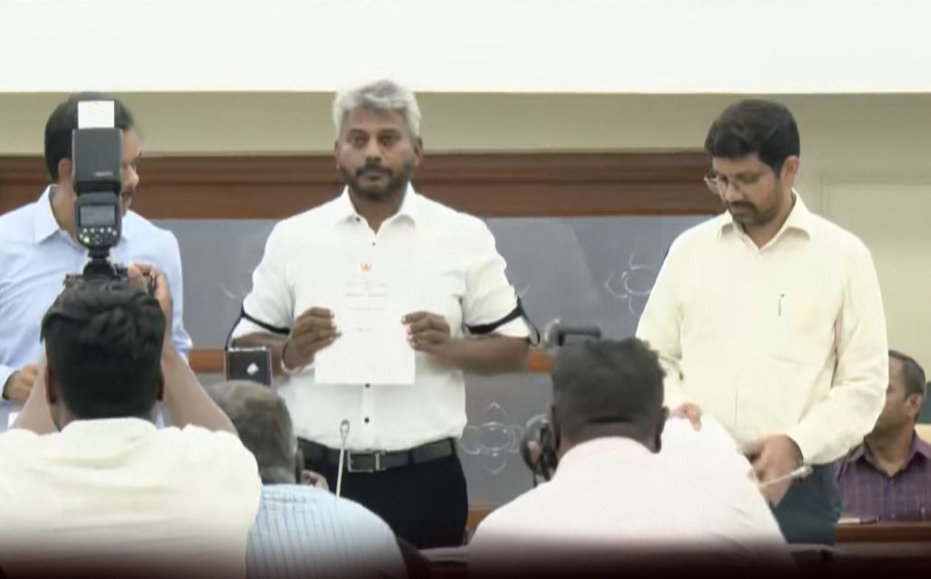 Breaking: தமிழகமே எதிர்பார்த்த வெள்ளை அறிக்கை வெளியீடு… ரூ.5 லட்சம் கோடியிலிருந்து ரூ.10 லட்சம் கோடி உயர்வு… நிதி அமைச்சர் பரபரப்பு தகவல்..!!