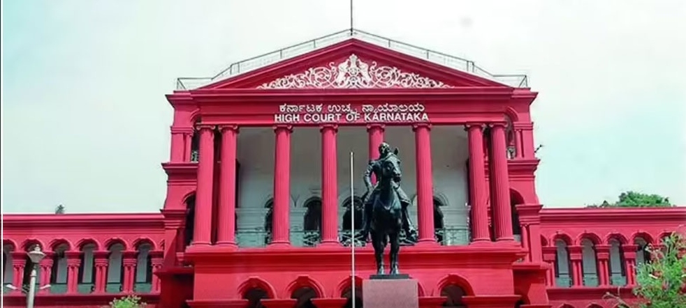 “இவங்க கை, கால்களை வெட்டினால் தான் சட்டத்தை மதிப்பாங்க போல!”… பாலியல் வழக்கில் ஜாமீன் கொடுக்க மறுத்த உயர் நீதிமன்றம்.. நீதிபதியின் அதிரடி கருத்து வைரல்..!!!