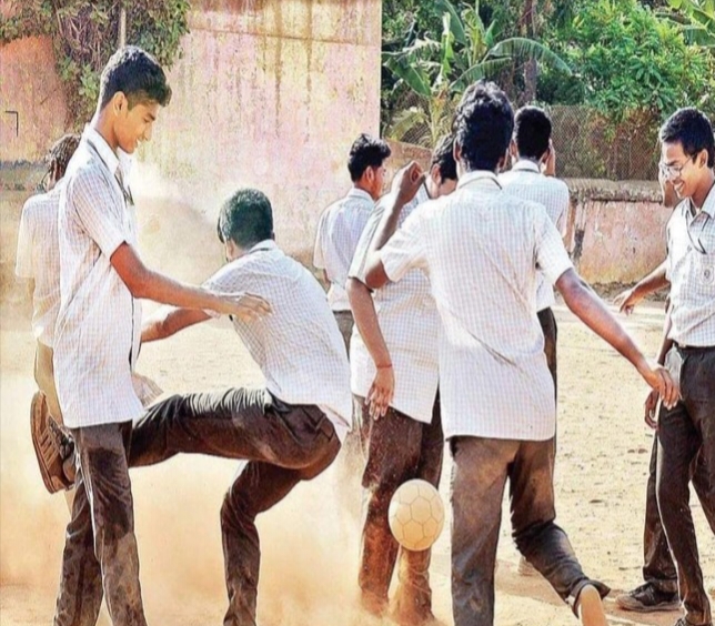 இனி யாரும் PT பீரியடைத் தொடக்கூடாது…! “6 முதல் 12 ஆம் வகுப்பு வரை இது கட்டாயம்”… ஸ்கூல் திறந்த உடனே பறந்த உத்தரவு… செம குட் நியூஸ்…!!