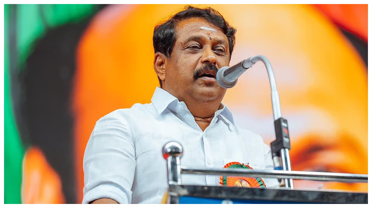 அமைச்சரின் அதிரடி ஆய்வுக்குப் பின் 18 ஹார்ட் டிஸ்க்குகள் அவுட்… ஆதாரங்கள் அமுக்கப்படுகிறதா?… மின்துறை ஊழியர்கள் சொல்லும் பகீர் உண்மை..!!