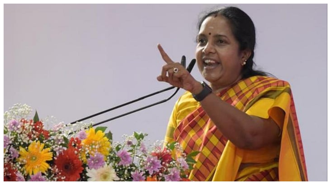 கோட்டையில் கை கோர்த்த அரசியல் புள்ளிகள்… வானதி சீனிவாசன் போட்ட அதிரடி ஆட்டம்.. பின்னணியில் நடப்பது என்ன..?