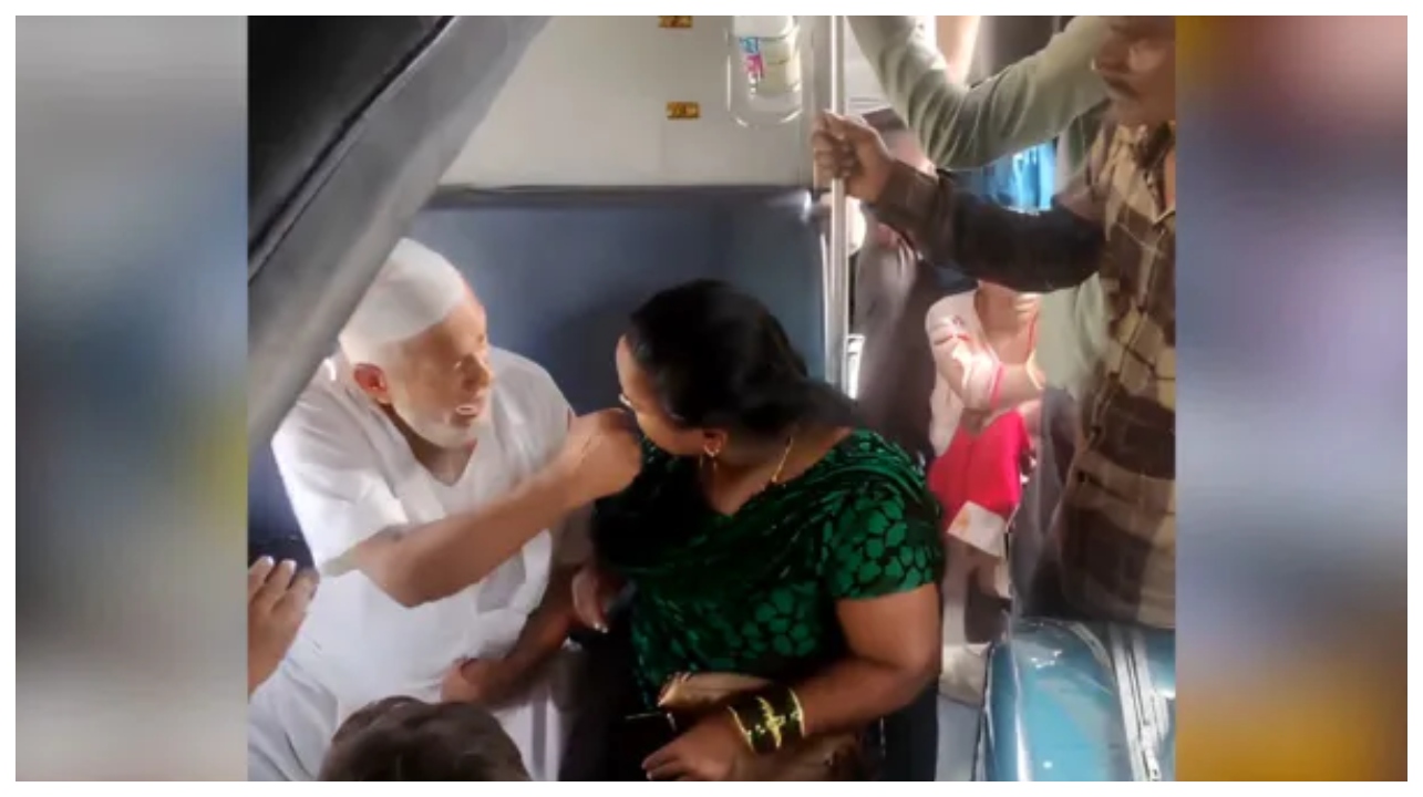 “கையை ஓங்கிய பெண்”… பதிலுக்கு முதியவர் செய்த செயல்… ஒரு சீட்டுக்காக இப்படியா?… ஷாக் ஆன பயணிகள்… சோசியல் மீடியா டிரெண்டிங்…!!!