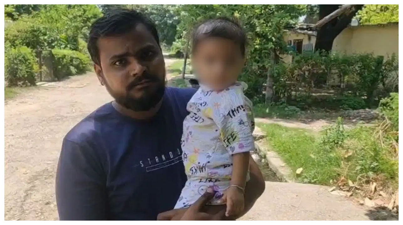 பெற்ற மகளின் உண்டியலை உடைத்து… காதலனுடன் ஓட்டம் பிடித்த ‘கல்நெஞ்சக்’ தாய்… அரங்கேறிய நெஞ்சை பதறவைக்கும் துரோகம்..!!!
