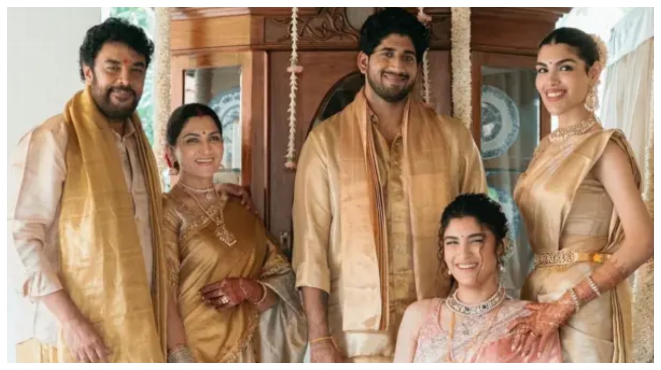 “பிடிக்கலனா அன்ஃபாலோ பண்ணிட்டு போங்க!” – கே.பாக்யராஜ் மறைவுக்கு நடுவே மகளின் போட்டோவை பகிர்ந்த குஷ்புவின் அதிரடி பதிலடி