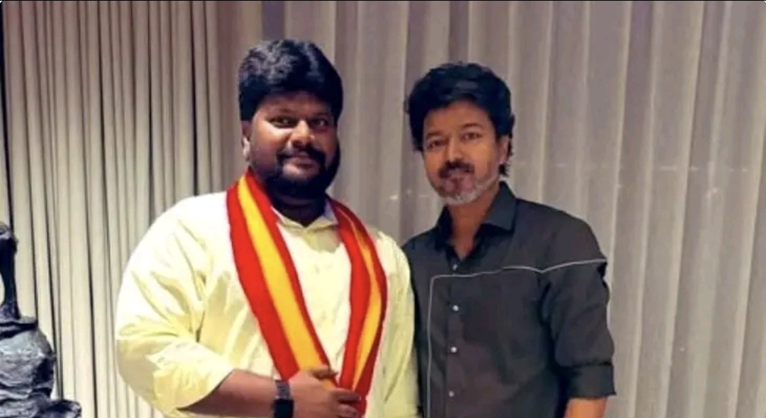 “தலைவர் மாறுவேடத்துல வந்து எல்லாத்தையும் பாத்துட்டு தான் இருக்காரு” பெரம்பூர் குற்றச்சாட்டுக்கு ஆனந்த்ஜித் கொடுத்த பதில்….!!