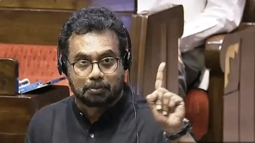 “எல்லாம் அந்த எம்பி, அமைச்சர் பதவி ஆசைதான்” காங்கிரஸை கிழித்து தொங்கவிட்ட சிபிஎம் எம்பி ஜான் பிரிட்டாஸ்….!!