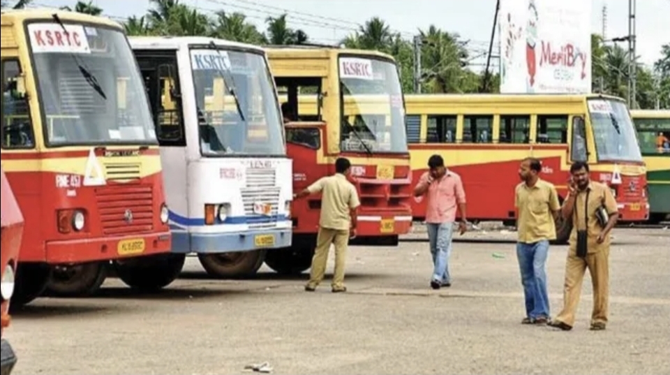 ​”இனி கேரளாவுலயும் லேடீஸ்க்கு பஸ் ஃப்ரீ” ஜூன் 15 முதல் அரசு பேருந்துகளில் கட்டணமில்லை…. முதலமைச்சர் வி.டி.சதீஷன் அறிவிப்பு….!!