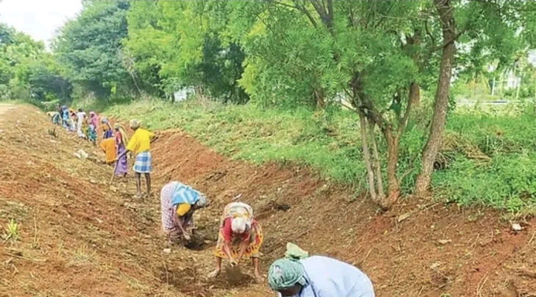திமுக எதிர்த்த ‘VB-G RAM G’ திட்டம்…. தமிழகத்தில் அமல்படுத்த விஜய் அரசு அதிரடி முடிவு…. பின்னணி என்ன….?