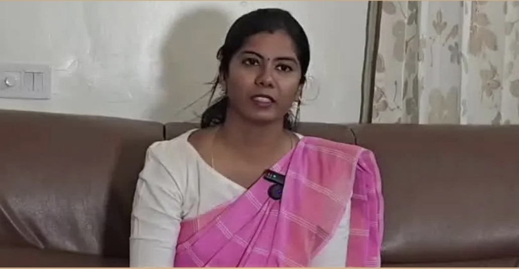 “திமுகவுல சேர்ந்தது எனக்கு ரொம்ப மனநிறைவு” காங்கிரஸ் கட்சிக்கு குட்பை சொன்ன ஸ்ரீநிதி…. கோவையில் பரபரப்பு….!!