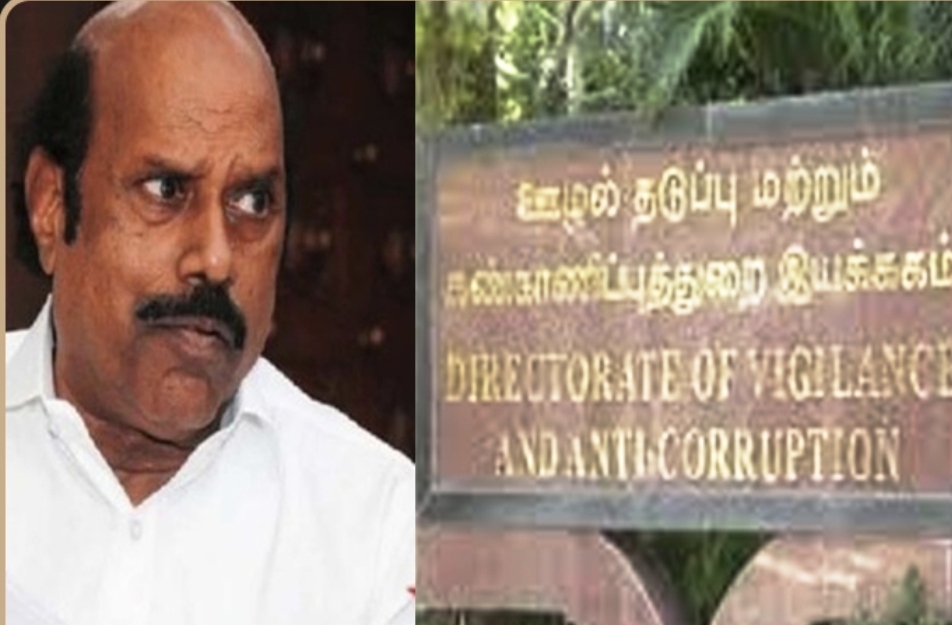 “காரை மடக்கி சூட்கேஸை தூக்கிய அதிகாரிகள்…. உள்ளே இருந்த அந்த ரகசிய ஆவணம் என்ன?” எ.வ.வேலுவுக்கு இறுகும் பிடி…. அலறும் திமுக….!!