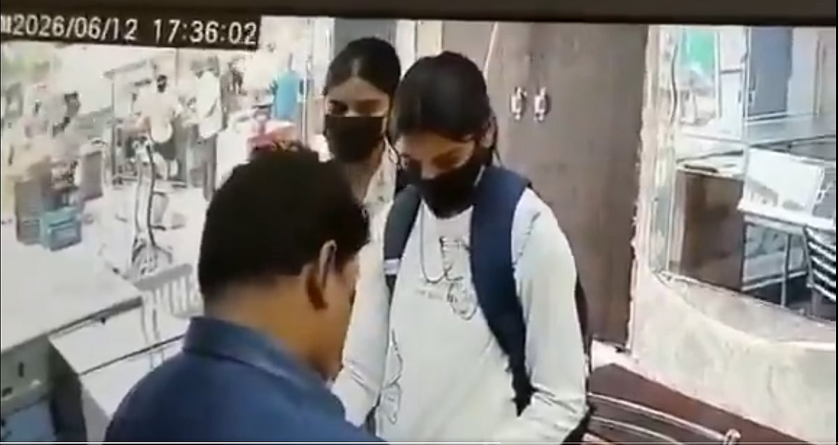 “ஸ்ப்ரே அடிச்சது உங்க தப்பு… ஷட்டரை போட்டது ஓனர் கெத்து…! வாடிக்கையாளர் வேடமிட்ட சிறுமிகளுக்கு விழுந்த ‘பகீர்’ லாக்…!!!”