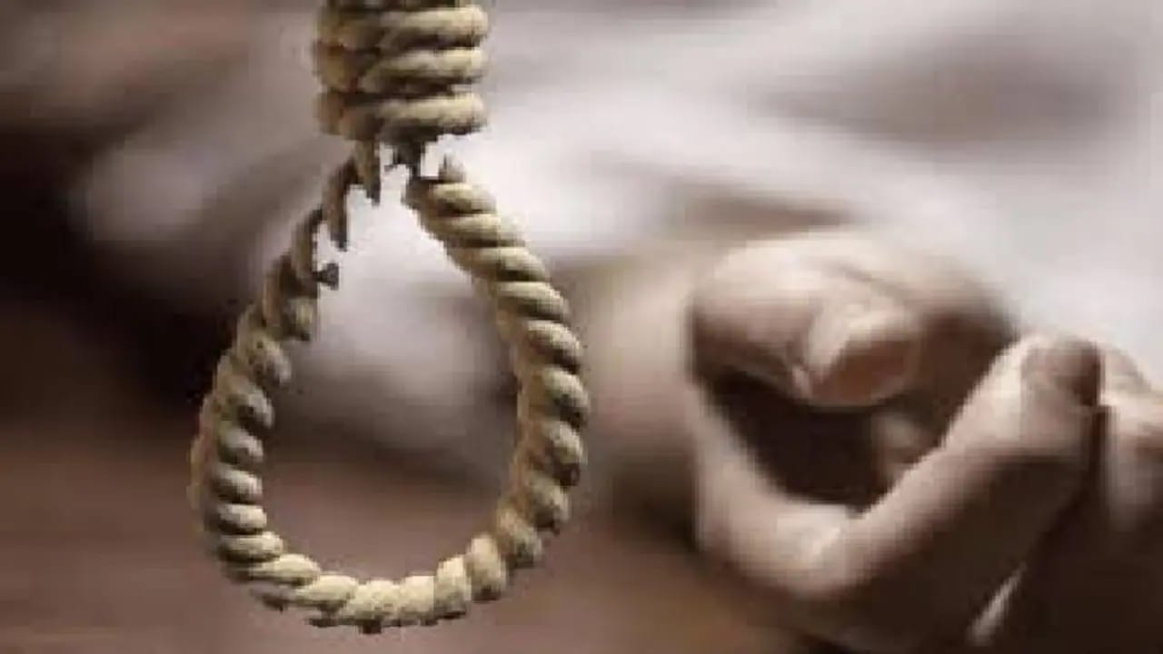 “ஒரே ஒரு ‘Block’… மொத்தமா முடிந்த லைஃப்..! 6 மாத திருமண வாழ்க்கை சுக்குநூறாகிய கொடூரம்…!”