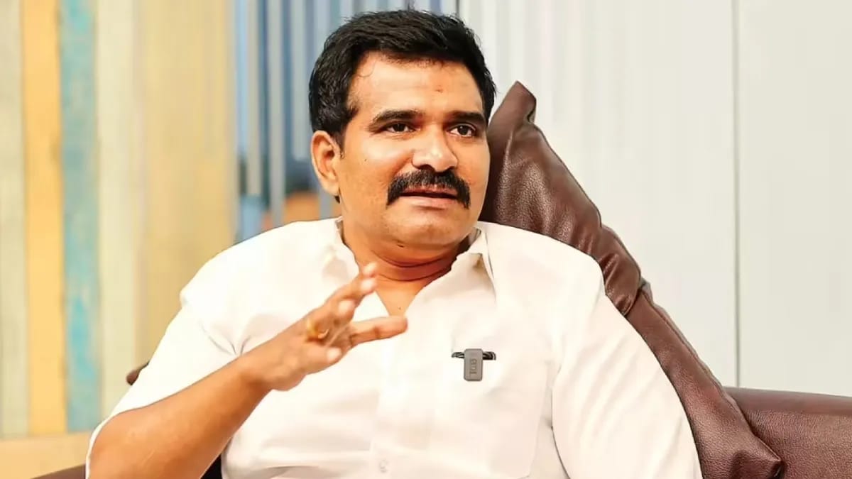 பாஜக ஆதரவோடு ஆட்சி அமைக்க இந்த நொடி வரை ஸ்டாலின் – இபிஎஸ் முயற்சி..! ரகசியமாக நடக்கும் கேபினட் டீலிங்.. அமைச்சர் நிர்மல்குமார் பரபரப்பு பேட்டி..!!