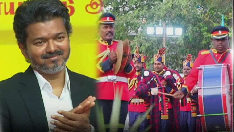 “ஆளப்போறான் தமிழன்”… பிகில் படத்தின் சிங்கப் பெண்ணே பாடல்… நடிகர் விஜய் திரைப்பட பாடல்களை வாசித்த பேண்ட் குழுவினர்… கைத்தட்டி ரசித்த முதல்வர்… வீடியோ வைரல்..!!!