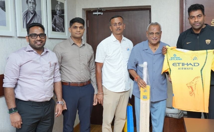 “செம்ம கிப்ட் போங்க!”.. விளையாட்டுத் துறை அமைச்சர் ஆதவ் அர்ஜுனாவை நேரில் சந்தித்த சிஎஸ்கே சிஇஓ… ஞ்சள் ஜெர்சியுடன் கொடுத்த சர்ப்ரைஸ்..!!!