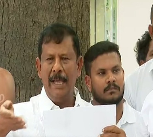 “போதைப்பொருள் கடத்தல் காரன் நான் இல்லை!”… எல்.எம்.எல்.ஏ லீமா ரோஸின் சகோதரர் ஜான் பிரிட்டோ பகீர் பேட்டி.. அவதூறு பரப்புவோர் மீது கமிஷனர் ஆபீசில் புகார்..!!