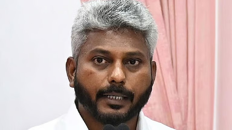 Breaking: 1 ரூபாயில் ரூ.22.8 பைசா வட்டி…! நிதி பற்றாக்குறை ரூ.1.33 லட்சம் கோடி… கனிமவளத்துறை ஊழல்தான் இதற்கு காரணம்… வெள்ளை அறிக்கையில் தகவல்..!