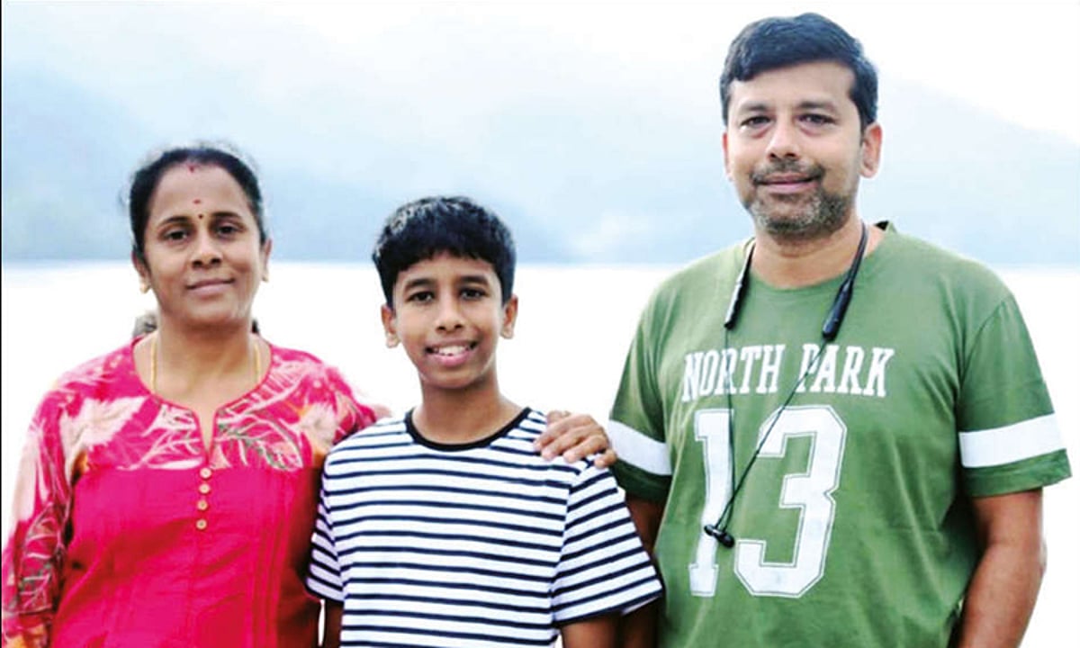 “தேசிய அளவிலான போட்டியில் பங்கேற்கச் சென்ற இடத்தில் நேர்ந்த கொடூரம்!”.. இமாசல பிரதேச பனிப்பொழிவில் சரிந்து விழுந்த கார்..!!