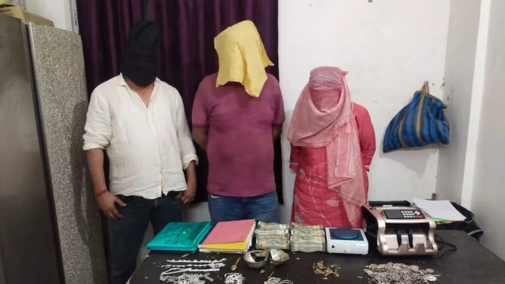 இனிக்க இனிக்க பேசிய இளம்பெண்…! “ஆசை வலையில் வீழ்ந்த வாலிபர்”… சோசியல் மீடியா பழக்கத்தை நம்பி சினிமா பாணியில் அரங்கேறிய சம்பவம்… என்னதான் நடந்தது.?
