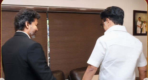 “கடைசி 4 நாள்ல தான் மொத்த பிரசாரமும் தலைகீழா மாறிடுச்சு!” முதல்வர் ஸ்டாலின் முன்னிலையில் எழிலரசன் ஓப்பனாக சொன்ன அந்த ஒரு உண்மை.. அறிவாலயத்தில் கசிந்த ரகசியத் தகவல்..!!