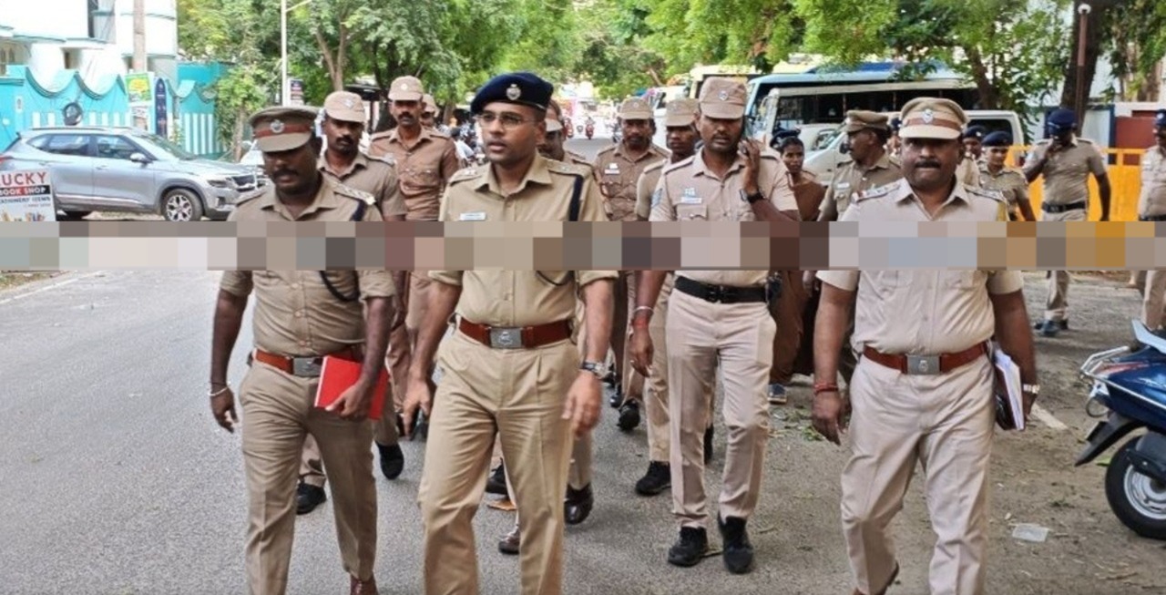 “இனி போலீஸ்காரங்க ரோட்டுல இப்படி தான் ரோந்து போகணும்!”….தமிழக டிஜிபி மகேஷ்குமார் அகர்வால் அதிரடி உத்தரவு..!!!