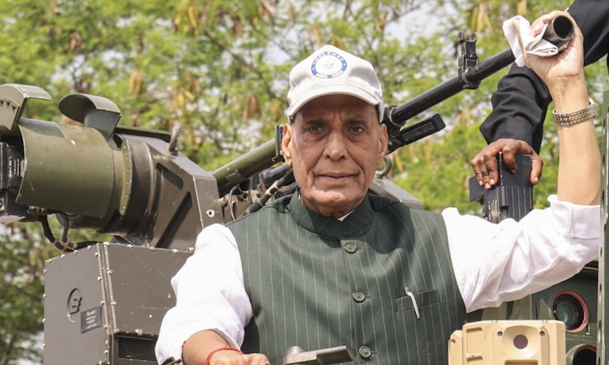 “இரத்தமும் தண்ணீரும் ஒன்றாக ஓடாது!” சிந்து நதிநீர் ஒப்பந்தம் ரத்து.. ராஜ்நாத் சிங்கின் அதிரடி எச்சரிக்கையால் நடுங்கும் எதிரி நாடு..!!”