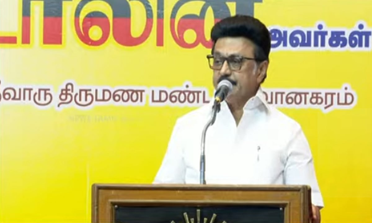 அதிமுகவுக்கு அடுத்த ஷாக்…. திமுகவில் ஐக்கியமான முன்னாள் அமைச்சர் பெஞ்சமின்…. மேடையில் வெடித்த பரபரப்பு விமர்சனம்….!!