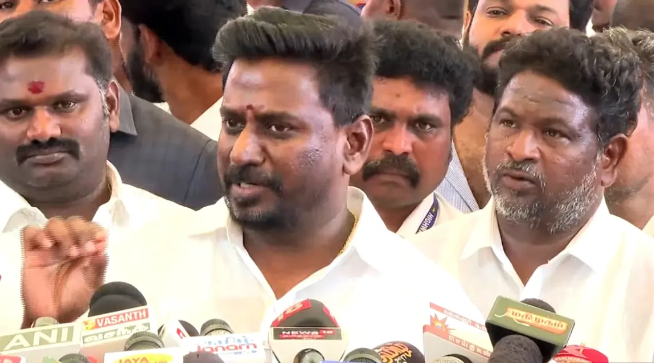 “பெண்களுக்கு இப்போ பாதுகாப்பு அதிகமா இருக்குறதாலதான் தைரியமா வெளியே வர்றாங்க!” எதிர்க்கட்சிகளை அடியோடு ஆஃப் செய்த அமைச்சர் ராஜ்மோகன்..!!