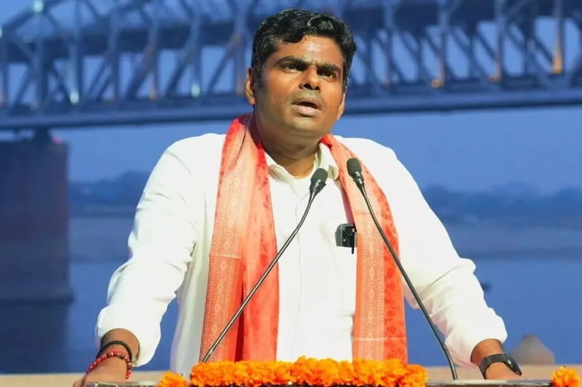 அண்ணாமலை சொன்ன ‘அந்த’ ஒரு வெப்சைட்.. 30 நிமிடத்தில் நடந்த  அற்புதம்..  திணறும் திராவிடக் கட்சிகள்..!!