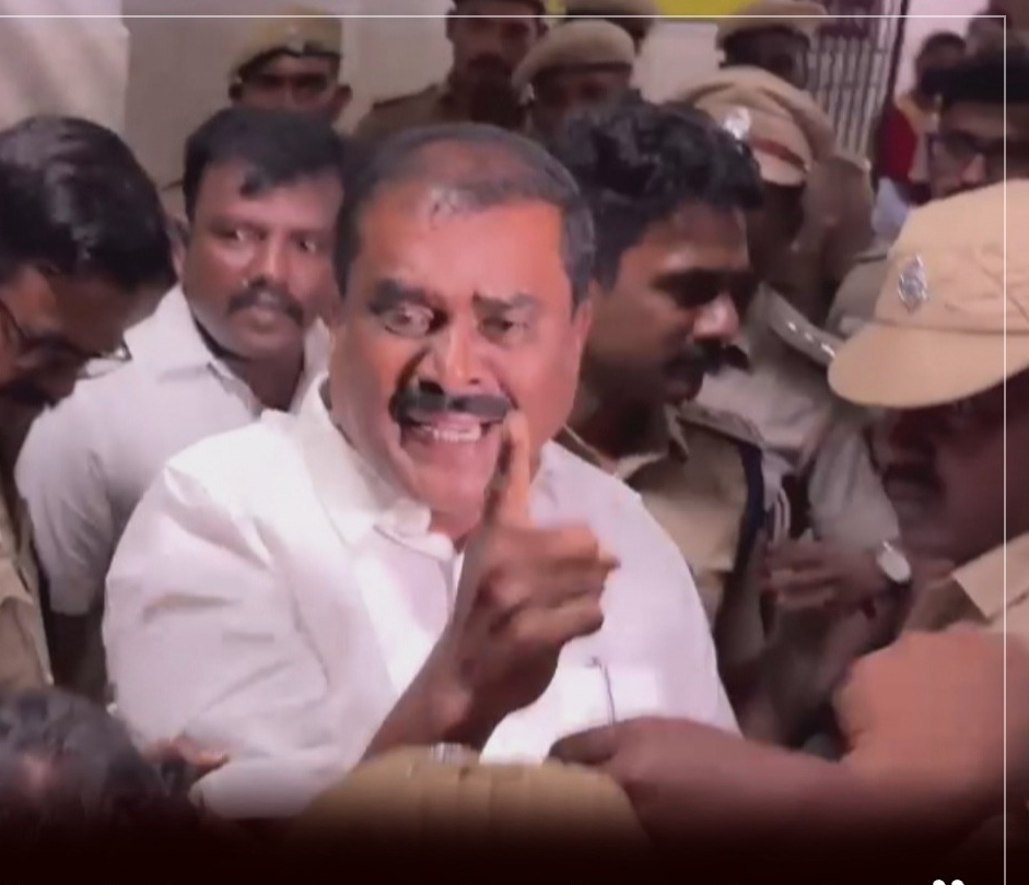 “துப்பாக்கி முனையில் மிரட்டுறாங்க!”.. மருத்துவப் பரிசோதனையின்போது கூச்சலிட்ட திமுக எம்.எல்.ஏ மார்க்கண்டேயன்… போலீஸ் காவலில் நடந்த ரகளை..!!!