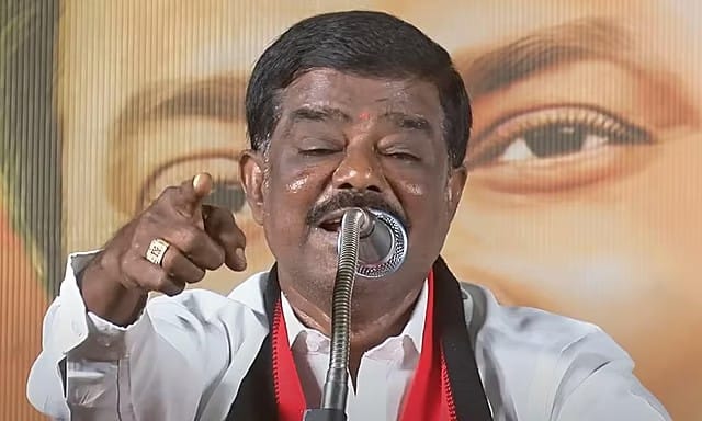 24 மணி நேரத்தில் 21 மணி நேரத்தை…! அவர் எப்பேற்பட்ட தலைவர் தெரியுமா..? இனி தமிழ்நாட்டு மக்களுக்கு பட்டாதான் புத்தி வரும்… சிவாஜி கிருஷ்ணமூர்த்தி பரபரப்பு பேச்சு…!!!