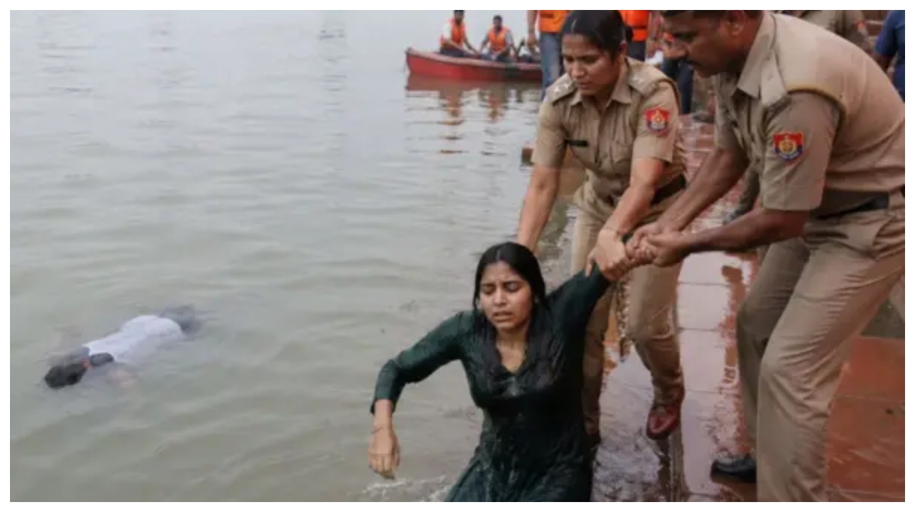 “இனி என்னை பார்க்க முடியாது!”.. போன் காலில் கேட்ட அந்த ஒரு வார்த்தை… கணவனை காப்பாற்ற போராடிய பெண்ணுக்கு காத்திருந்த அதிர்ச்சி..!!!