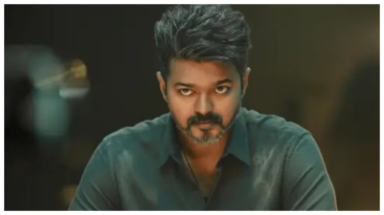 “இவ்வளவு தூரம் வந்துட்டு இப்படி ஆனா எப்படி?” – 5-வது நாளில் சட்டென குறைந்த கலெக்ஷன்… பாக்ஸ் ஆபீஸில் பின்னடைவை சந்தித்த தளபதியின் படம்!