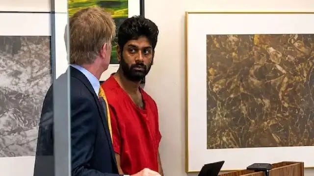 “என் காதலுக்கு தடையா இருந்தவளை முடிச்சுட்டேன்…‌‌.   மனைவியின் பிணத்தை போட்டோ எடுத்து காதலிக்கு அனுப்பிய கணவன்….‌ இன்ஜினியரின் கிரிமினல் நாடகத்தை உடைத்த ஸ்மார்ட் லாக்….!!