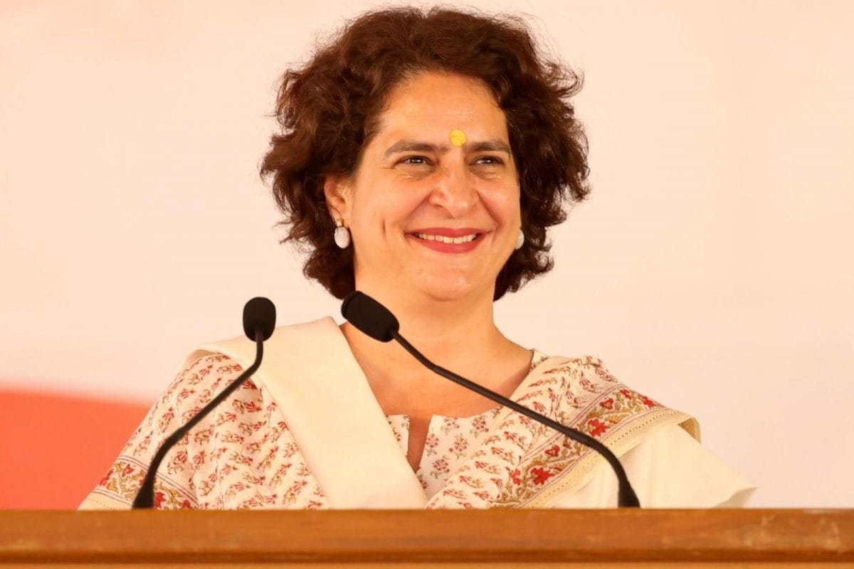 “இது மாணவர்களின் வரலாற்றுச் சிறப்புமிக்க வெற்றி!” தர்மேந்திர பிரதான் ராஜினாமாவைக் கொண்டாடும் பிரியங்கா காந்தி….!!