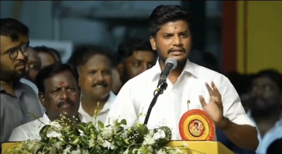 “நாம சோபா மாடல்ங்கிறாங்க…. அவங்கதான் பாப்பா மாடல்”  திமுகவை மேடையிலேயே வச்சுச் செய்த அமைச்சர் ரமேஷ்….!!