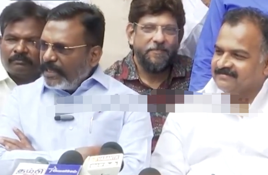“ஏன்…. நாங்க பேசுறது பத்தாதா?” மத்திய அரசுக்கு எதிரான மோதல்…. முதலமைச்சர் விஜய்-யின் அதிரடி ஃபார்முலா…. உடைத்த விசிக திருமாவளவன்….!!