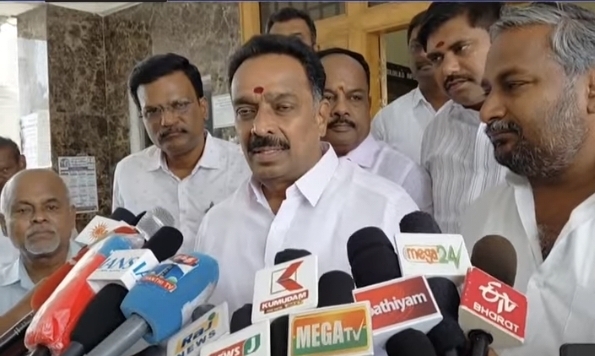BREAKING: “த.வெ.க-வில் இணைய என்னை யாரும் அழைக்கவில்லை..” தி.மு.க புகாருக்கு எம்.ஆர்.விஜயபாஸ்கர் அதிரடி விளக்கம்!