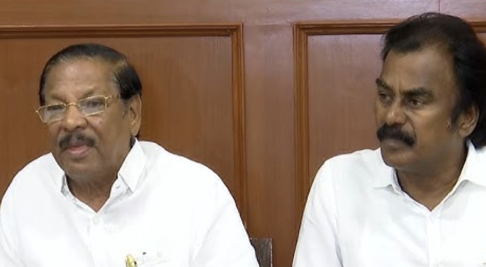 “செத்த பாம்பையே அடிச்சோம்…. கருநாகம் புகுந்ததை கவனிக்கல” ஆர்.எஸ்.பாரதியின் பேச்சால் அரசியல் வட்டாரத்தில் பரபரப்பு….!!