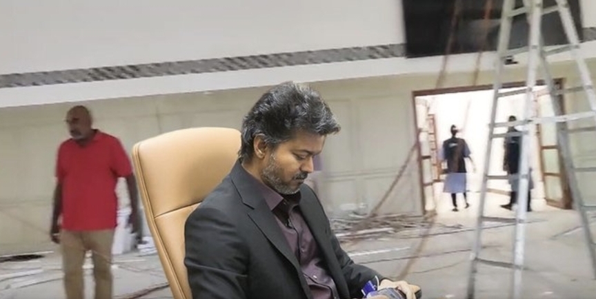 BREAKING: தலைமைச் செயலகத்தில் திடீர் மாற்றம்! முதலமைச்சர் விஜயின் அலுவலகம் இடமாற்றம்…. நாமக்கல் மாளிகையில் தீவிரம்….!!