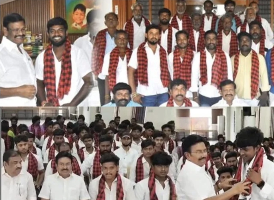 “தவெகவுக்கு அதிரடி ஆப்பு” திமுகவில் இணைந்த நிர்வாகிகள்…. சூடாகும் அரசியல் களம்….!!